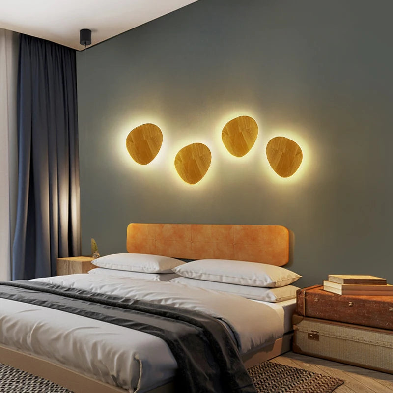 Nordic-style wooden wall lamp