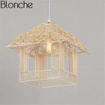 Maison Suspendue Style Country Beige Luminaire Chambre
